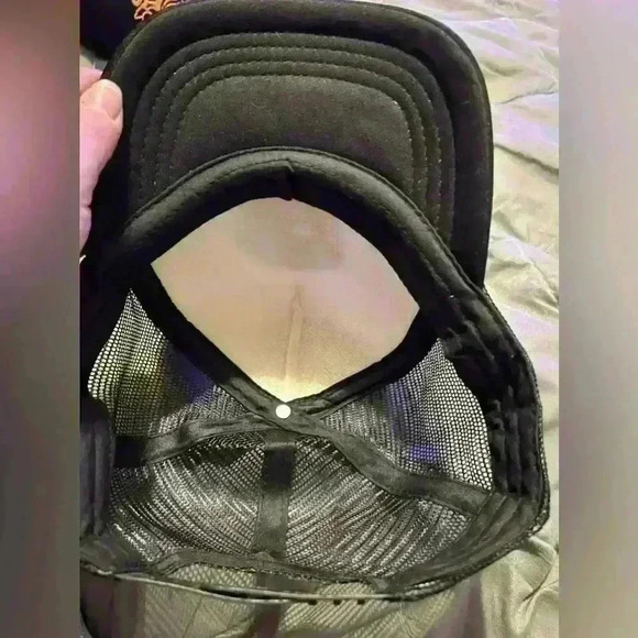 Bow Island Brewing truckers hat with adjustable back, black and white. - Picture 4 of 4